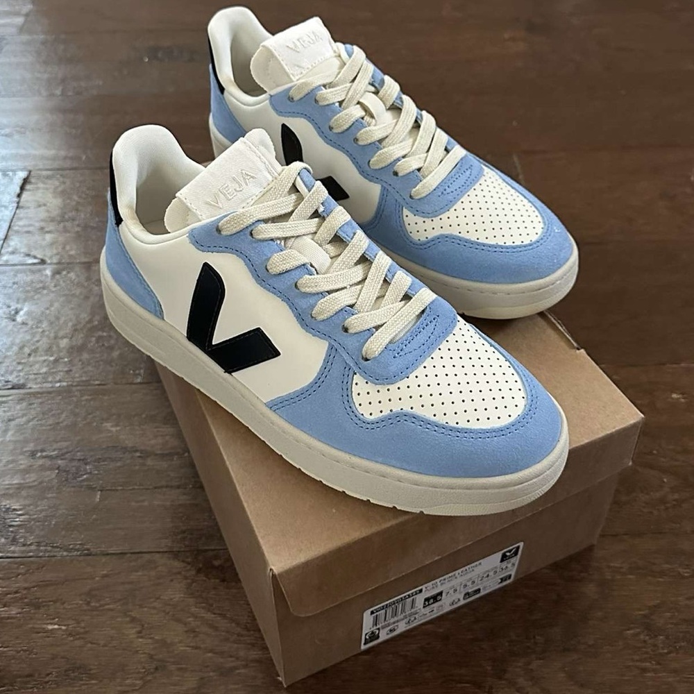 VEJA-V-10 Prime sneakers-size 7.5-blue/white-brand new in box. - Picture 2 of 11
